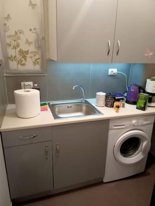 Urban Comfort Apartment. 아테네 외부 사진